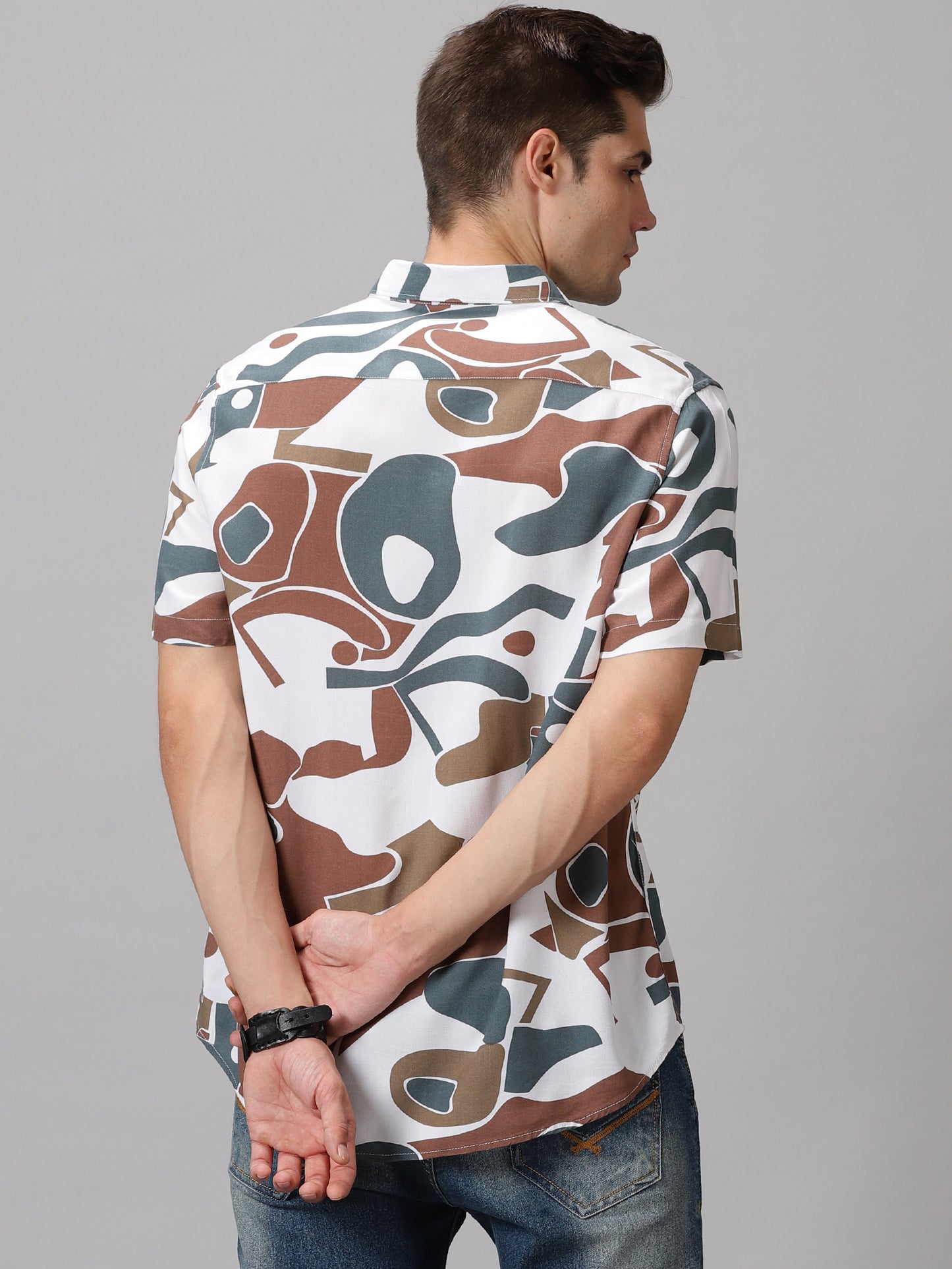 Curved Fusion Half-Sleeve Shirt